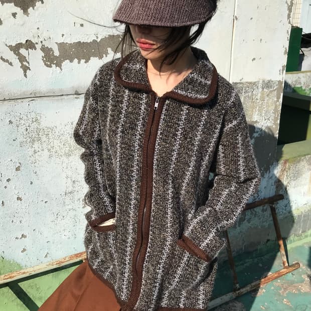 브라운 니트 집업 자켓