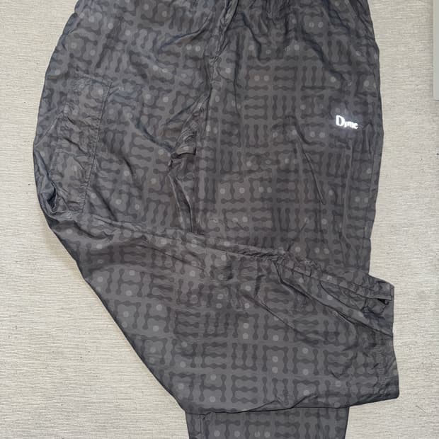 dime 나일론 팬츠