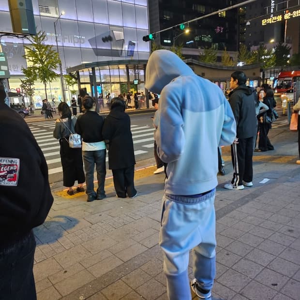 나이키 테크팩 아머리 블루 셋업