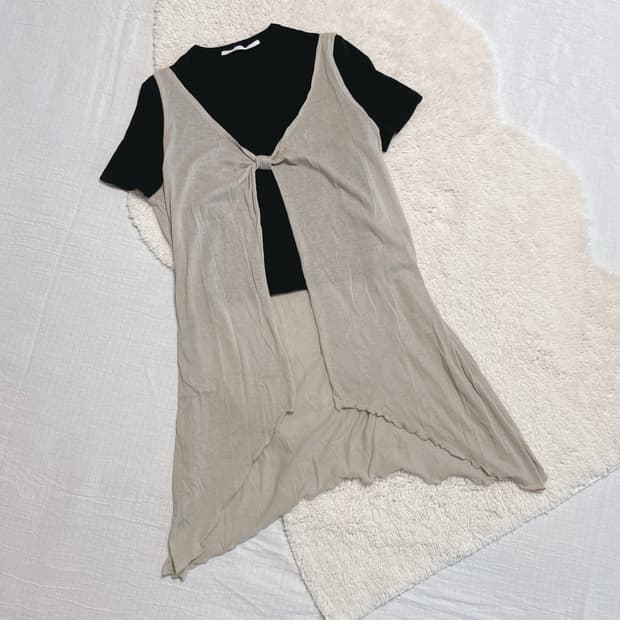 로제타게티 rosetta getty 블랙티셔츠&빈티지 글리터 리본 베스트