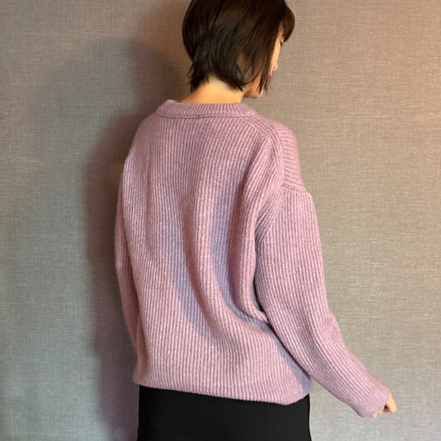 Tate 연보라 니트 