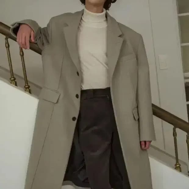 Stu office 3버튼 오버핏 핀턱 코트