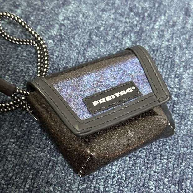 새제품 Freitag 프라이탁 희귀 전사 미니 메신저백 키링