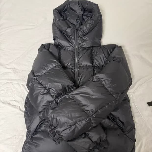 골드윈 퍼텍스 퀀텀 블랙 24fw 5사이즈