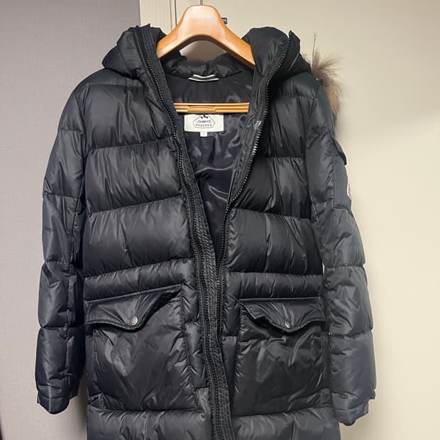 피레넥스 정품 패딩 s 사이즈