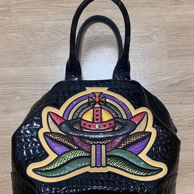 비비안웨스트우드 볼링백 페이턴트 가죽