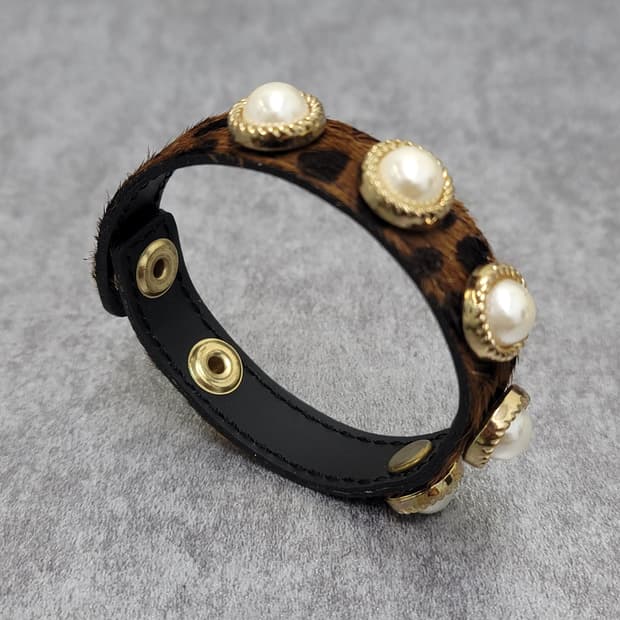 leopard vitage bracelet