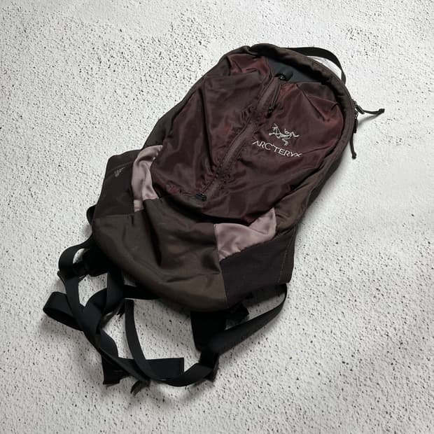 ARC'TERYX Fly 13 Backpack
