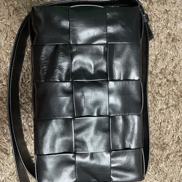 보테가 카세트백