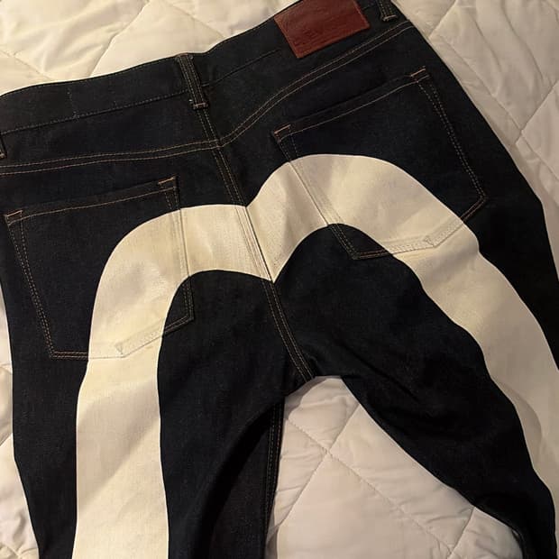 에비수 화이트 빅로고 데님팬츠 