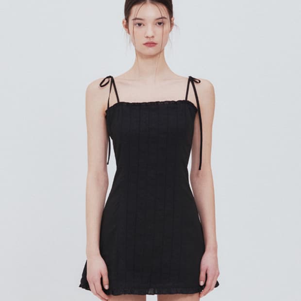 낫유어로즈 Lace frill mini dress (Black)