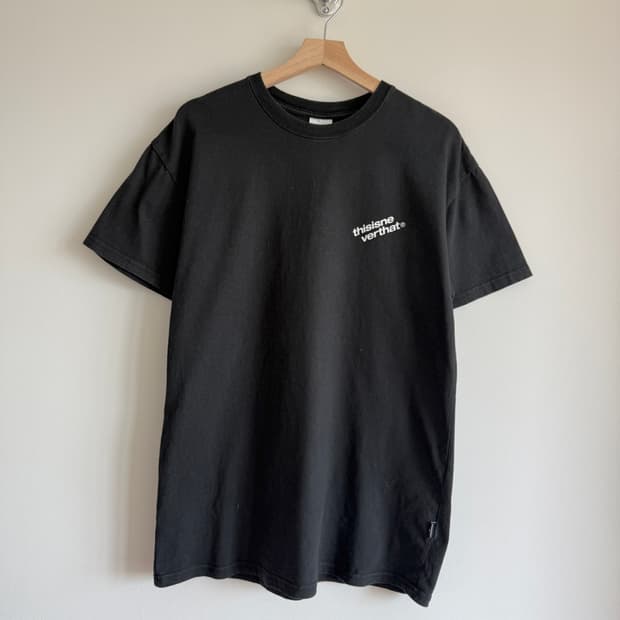 디스이즈네버댓(thisisneverthat) 반팔 티셔츠