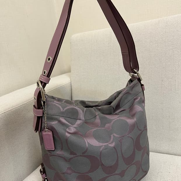 빈티지 코치 숄더백 겸 크로스백 연보라