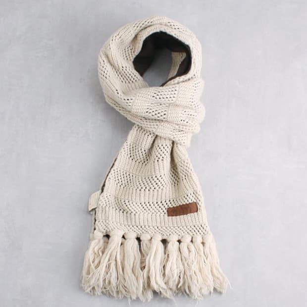Columbia _ knit muffler