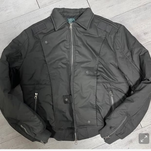 더콜디스트모먼트 봄버자켓 L