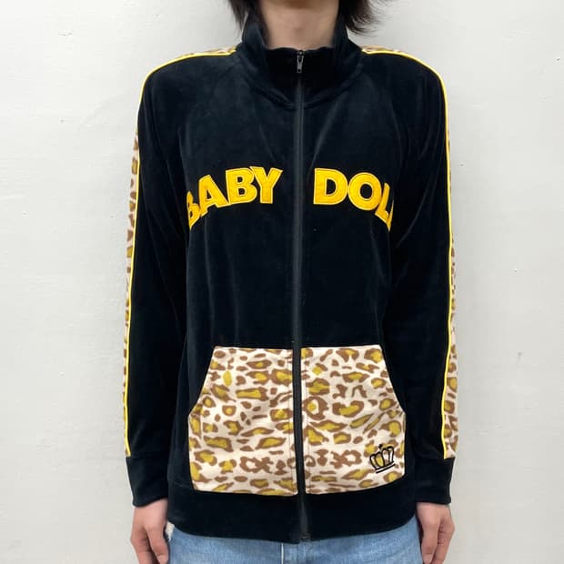 Baby doll leopard velvet track top