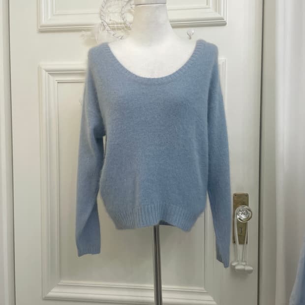 indi blue lovely soft basic knit top