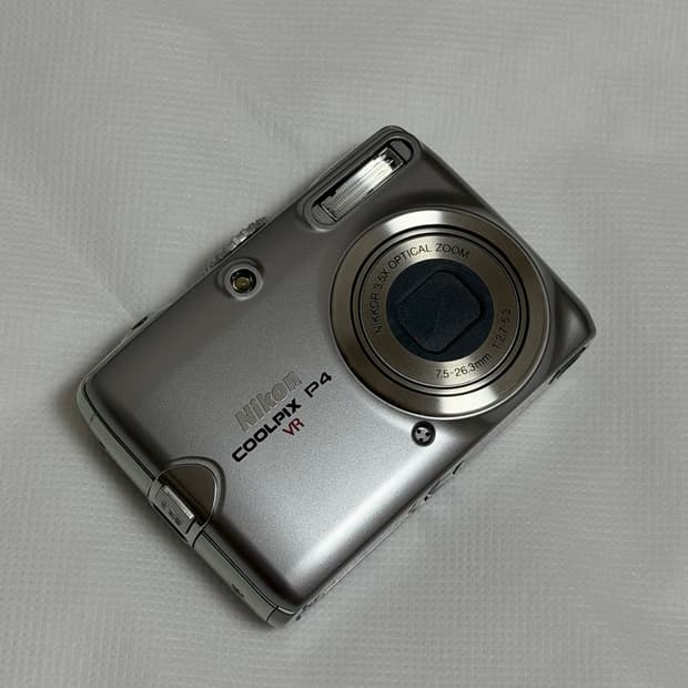 민트급 니콘 쿨픽스 P4 nikon coolpix 