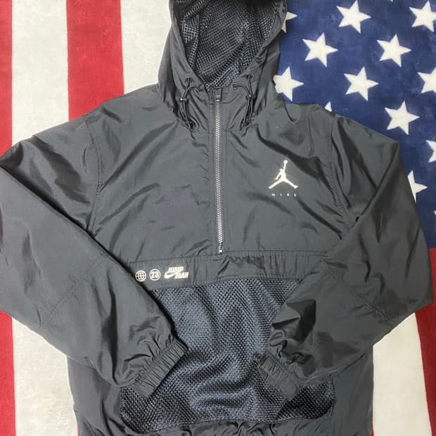 나이키 조던 점프맨 아노락