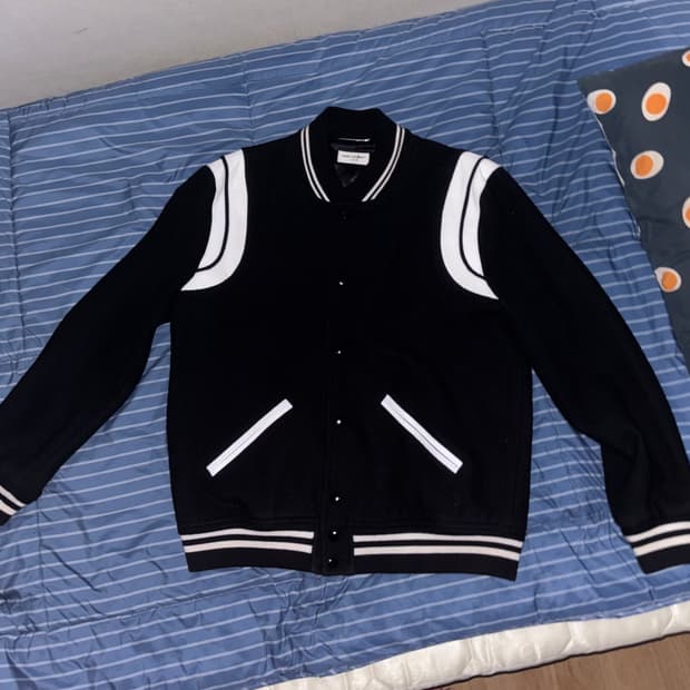 생로랑 테디자켓