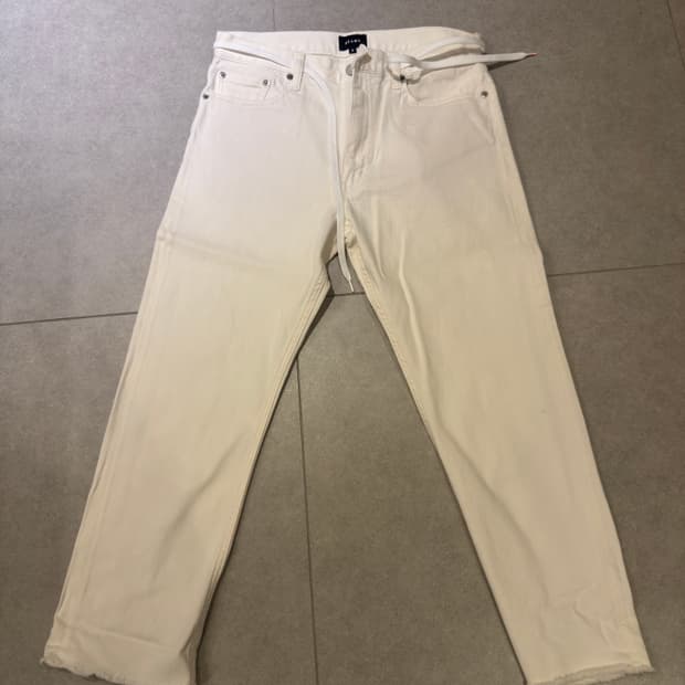 빔즈 화이트 팬츠