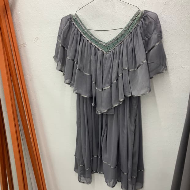 베이비퍼플 프릴 드레스