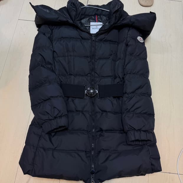 몽클레어 여성 패딩 M