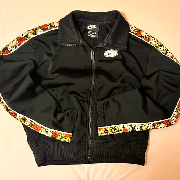 (xs) 나이키 꽃무늬 져지