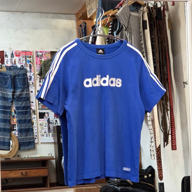 JPN 아디다스 사이드 라인 레터링 자수 반팔