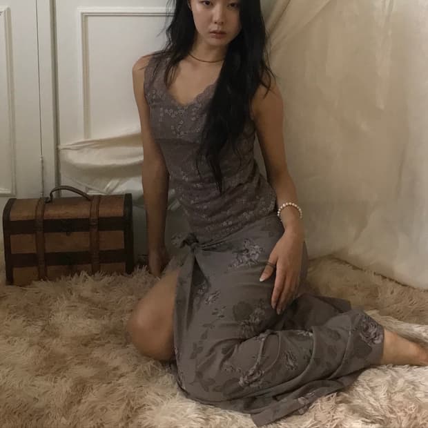 mauve lace v-neck top
