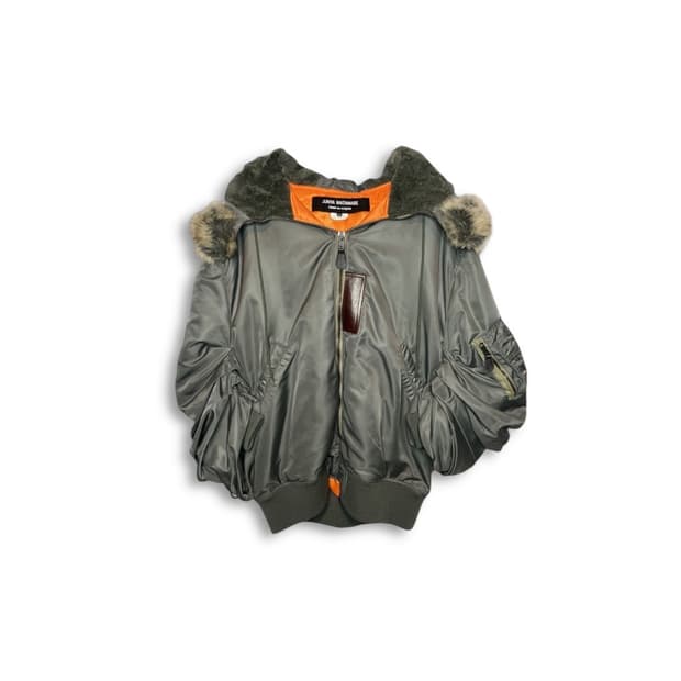 준야와타나베 런웨이 봄버