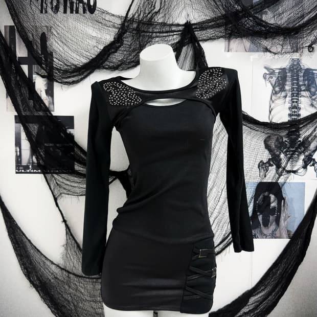 Gal mood beads detail onepiece