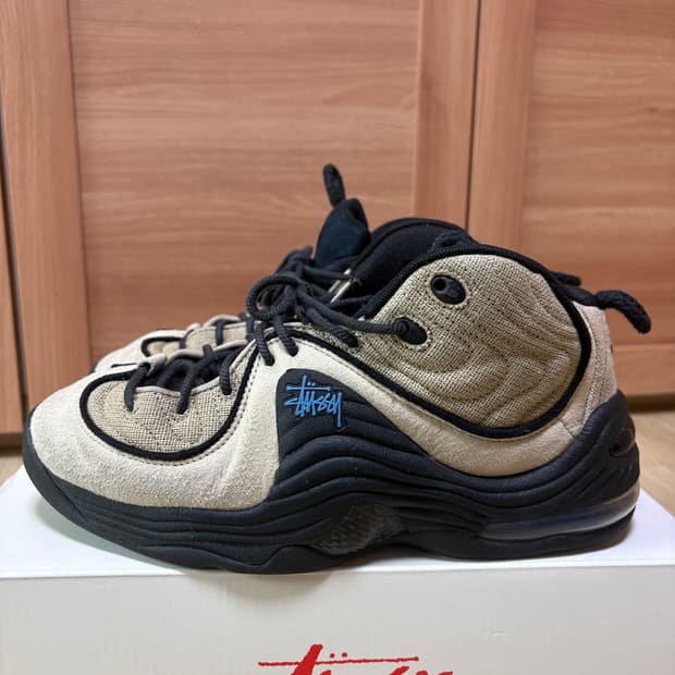 나이키 x 스투시 에어 페니 2 라탄 앤 라임스톤