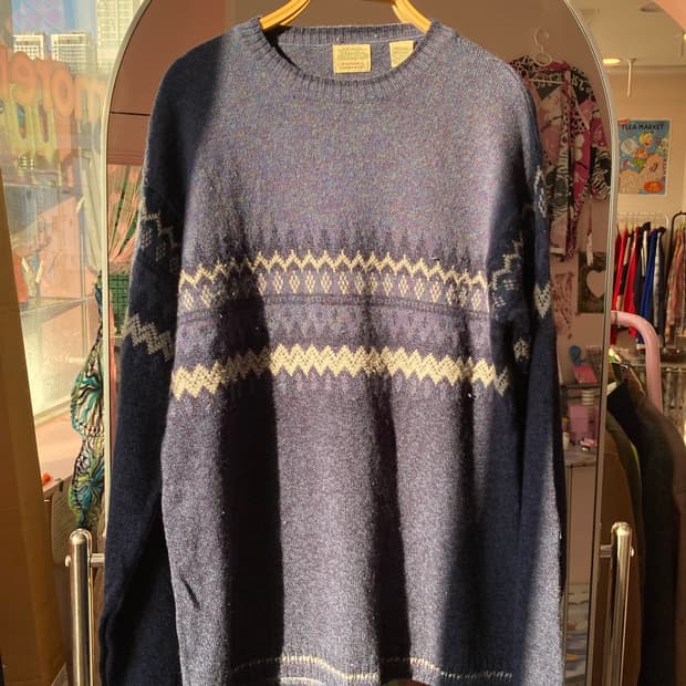 램스울 네이비 패턴 니트