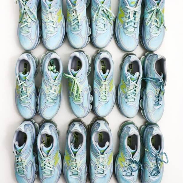 뉴발란스 2000 Abzorb U20001UM