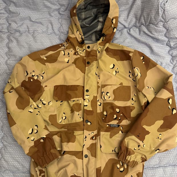 스투시 데저트 카모 L 바람막이