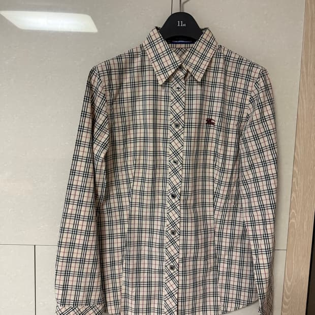 BURBERRY