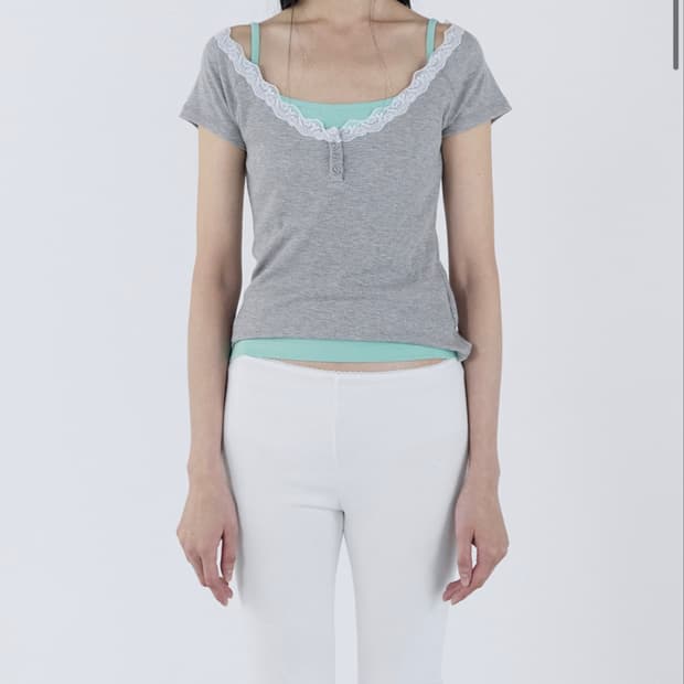 세릭) Lace Lip Half Top _ Gray / 정가 59,000