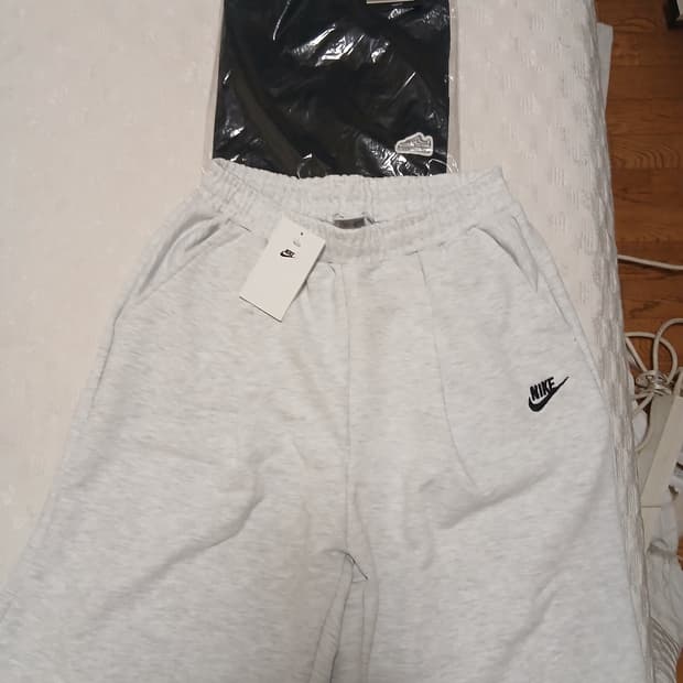 나이키 버뮤다 반바지&블랙 반팔티 세트(새상품)