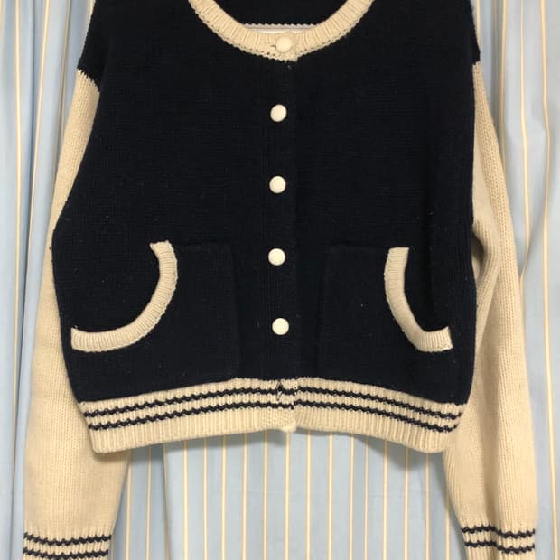 스쿨룩 니트 아우터