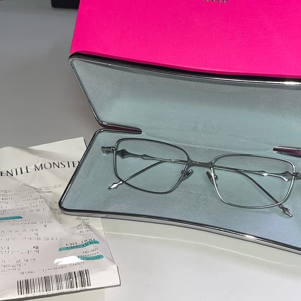 젠틀몬스터 아토믹 02 - 실버 (박스, 영수증, 안경집 포함)