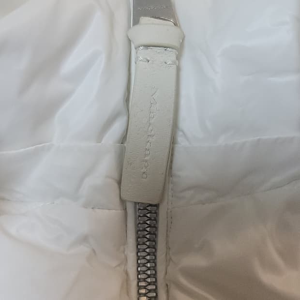 맥케이지 여성 경량패딩