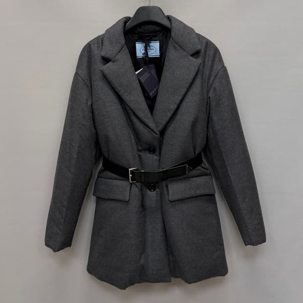 프라다 벨티드 캐시미어 싱글 패딩 자켓(55 66)