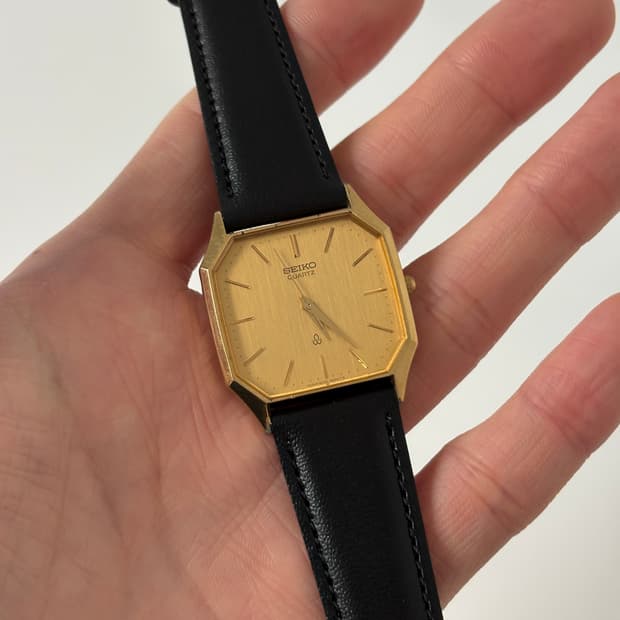 1980s Chariot Gold Octagon Quartz