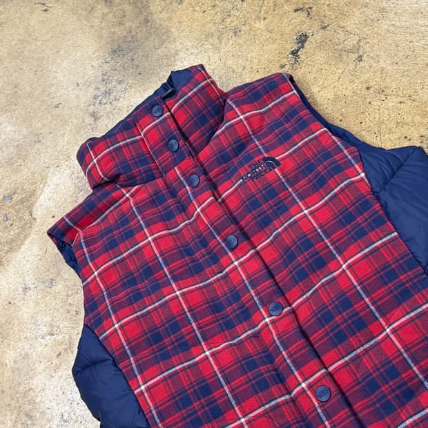 노스페이스 체크 패딩 조끼 