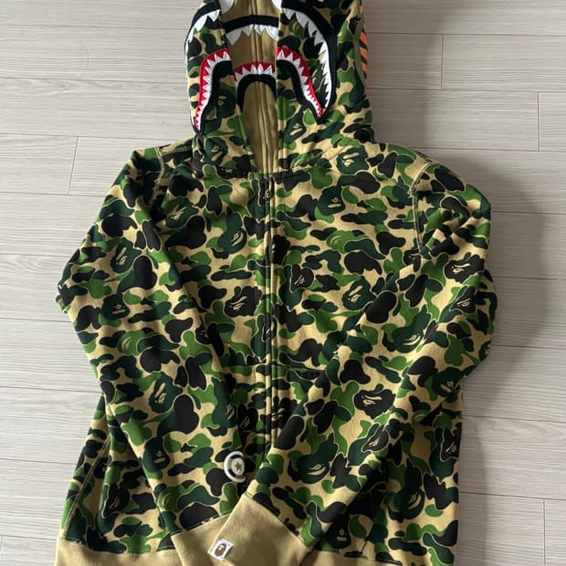 베이프 더블 샤크후드 M