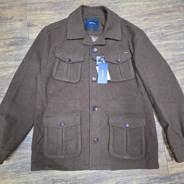 다니엘크레뮤 울자켓 미사용품 