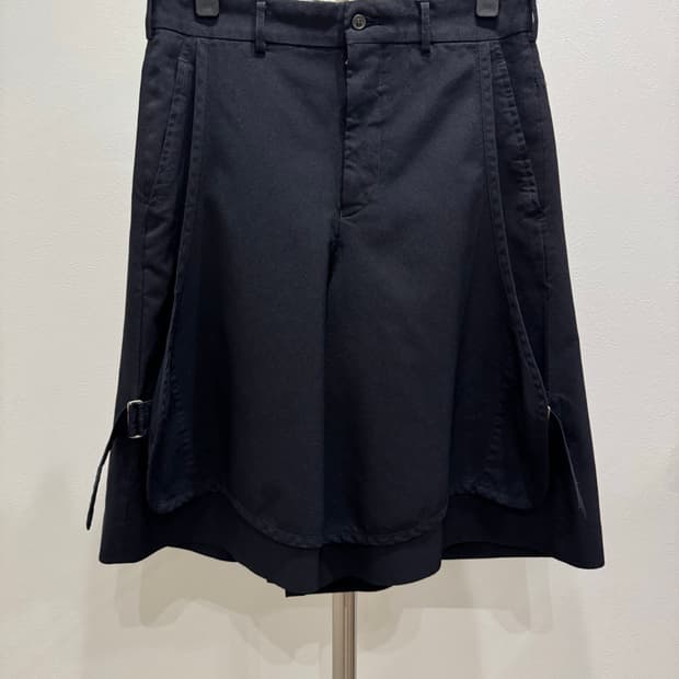 꼼데가르송 옴므 플러스 18ss 사이드 버클 레이어드 하프팬츠