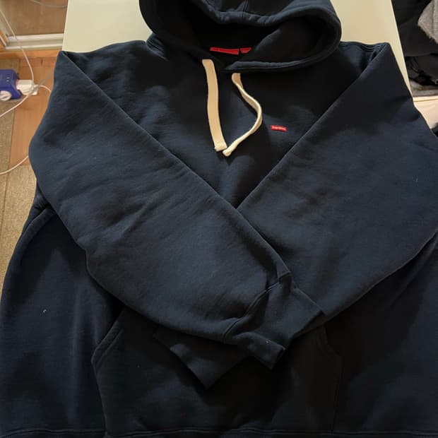 슈프림 스몰박스 후드티 23FW 네이비L