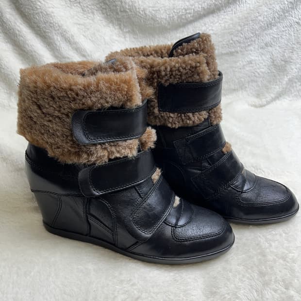 [37] 아쉬 털 가죽  웨지힐 스니커즈|| 235